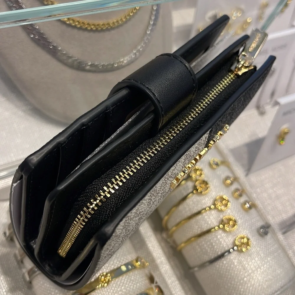 Michael Kors Jet Set Medium Two-Tone Logo Wallet BLACK COMBO NWT